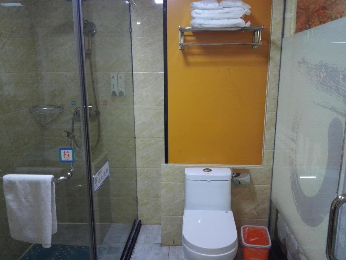 派酒店·湛江徐闻店 外观 照片